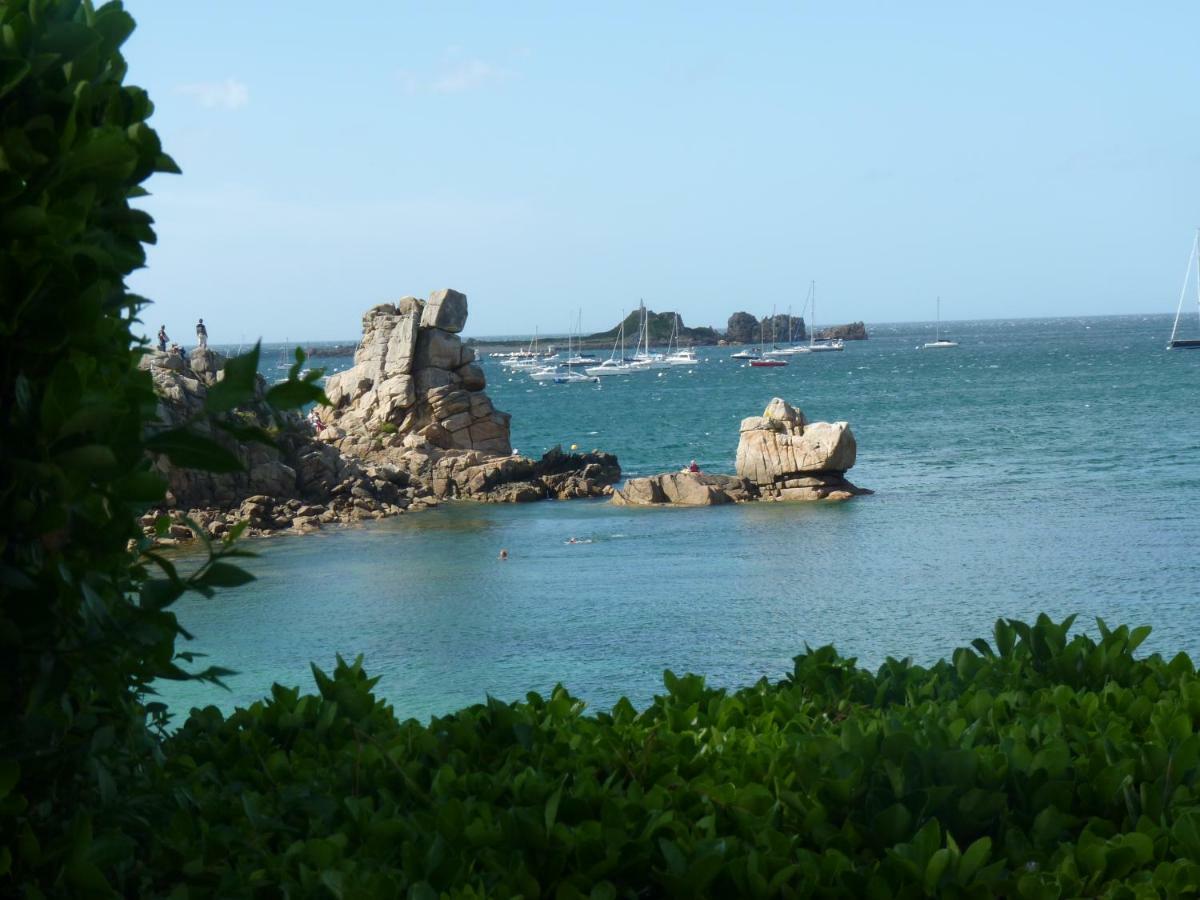 Les Creches De Boiseon Villa Penvenan Exterior photo